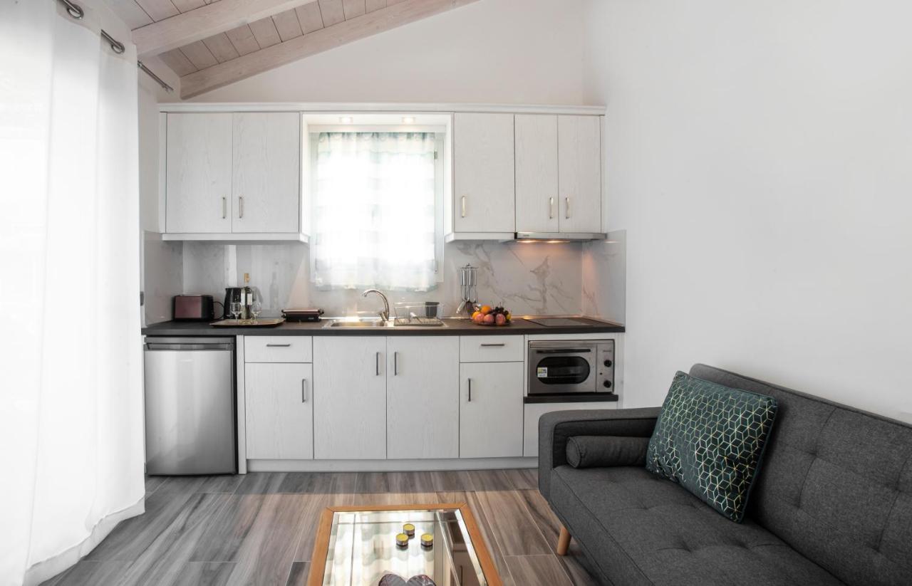 Antonis Apartments Kassiopi Luaran gambar