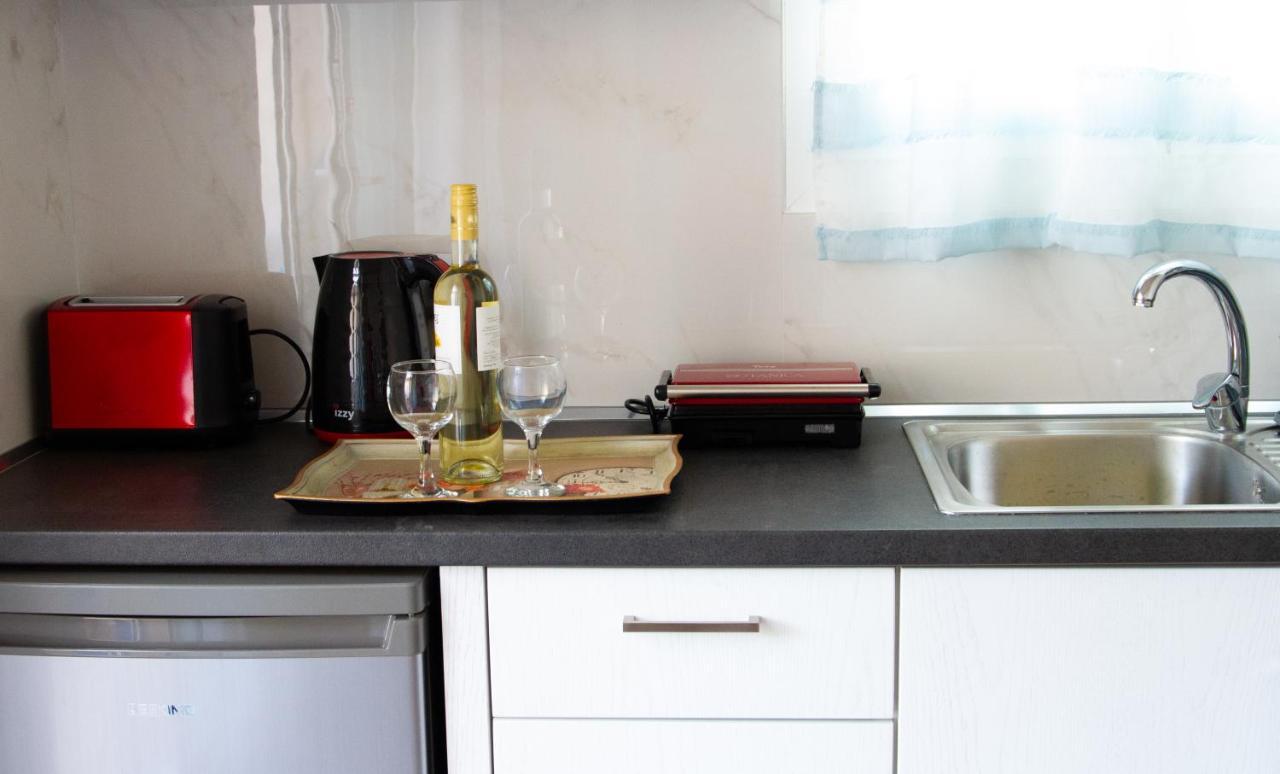 Antonis Apartments Kassiopi Luaran gambar