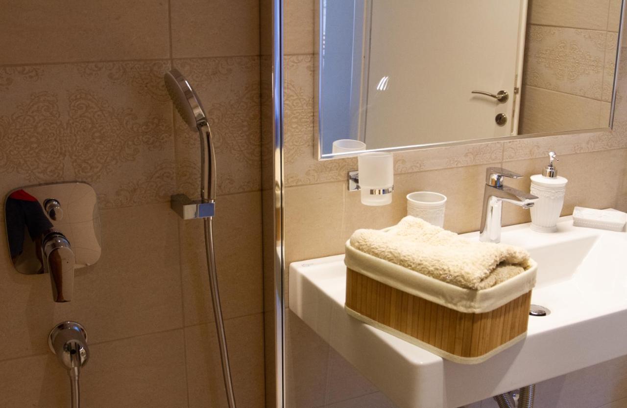 Antonis Apartments Kassiopi Luaran gambar
