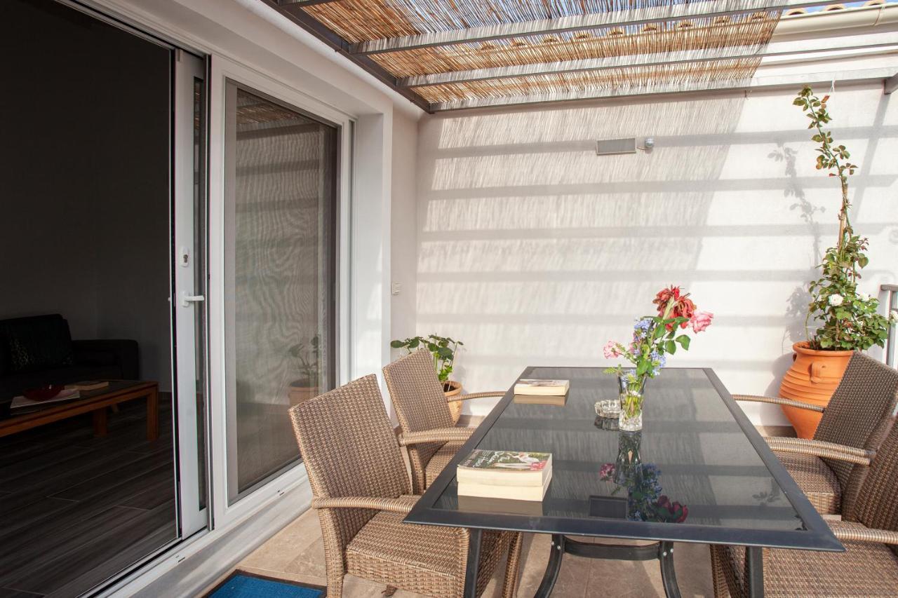 Antonis Apartments Kassiopi Luaran gambar