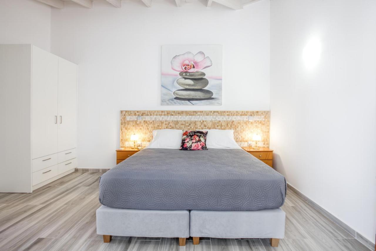 Antonis Apartments Kassiopi Luaran gambar