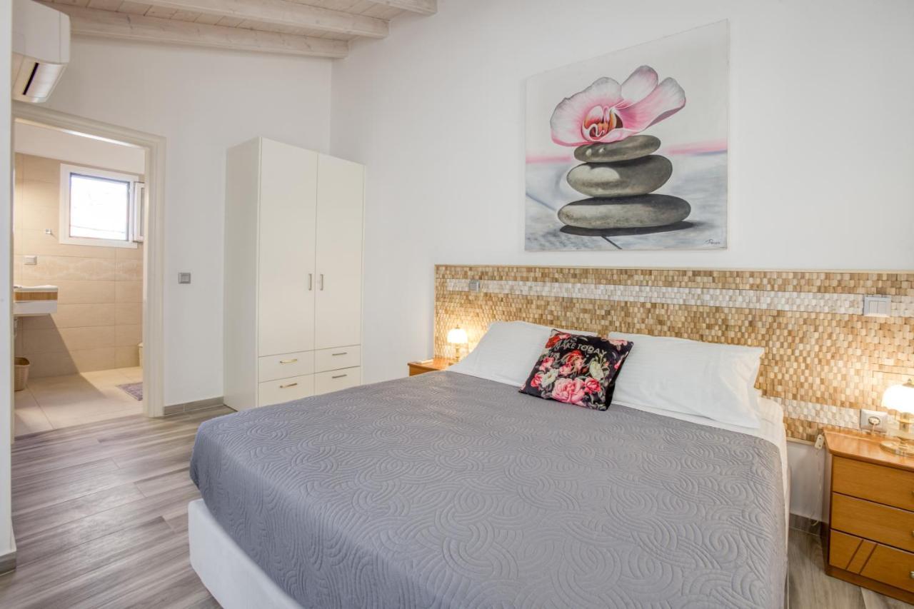 Antonis Apartments Kassiopi Luaran gambar