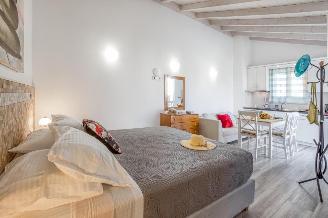 Antonis Apartments Kassiopi Luaran gambar