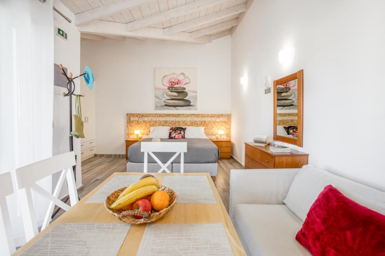 Antonis Apartments Kassiopi Luaran gambar